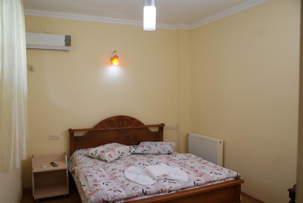 Marani Hotel Batoumi Chambre photo